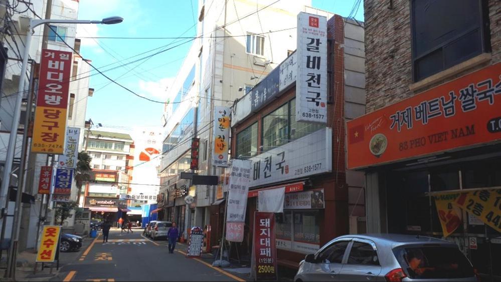 Geoje A-Plus Hotel Exterior photo